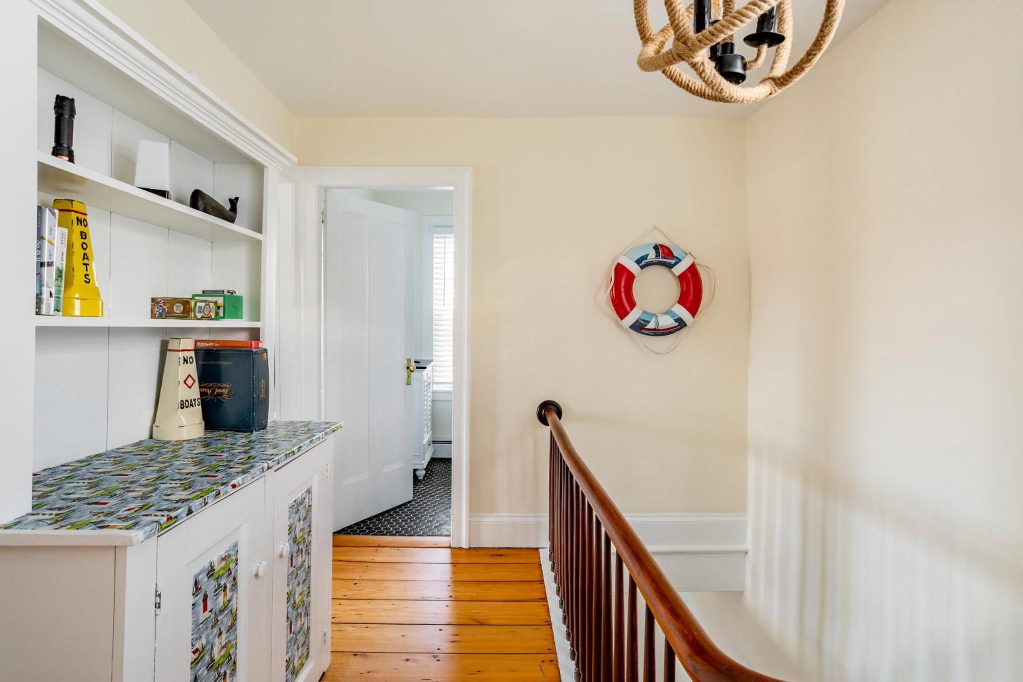 Sunny, Historic 3 Bedroom Townhouse In Downtown Mystic Stonington Exterior foto